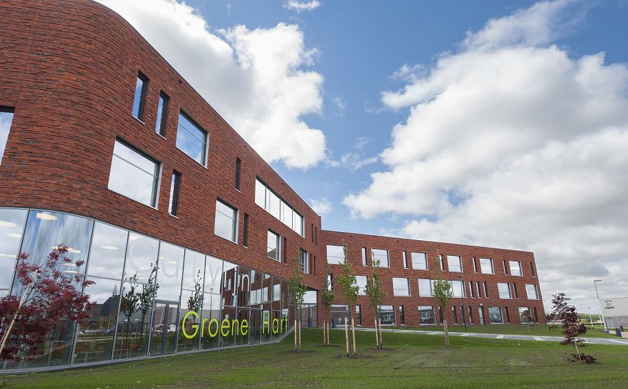 Architectuurplaquette - CSG Calvijn, Vestiging Groene Hart, Barendrecht